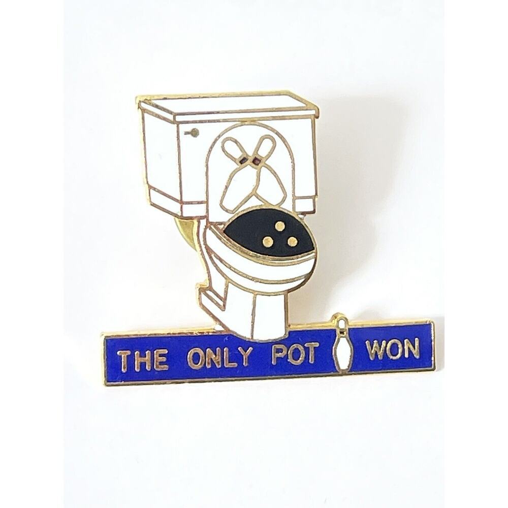 Vintage The Only Pot Won Lapel Pin Bowling Bowler Toilet